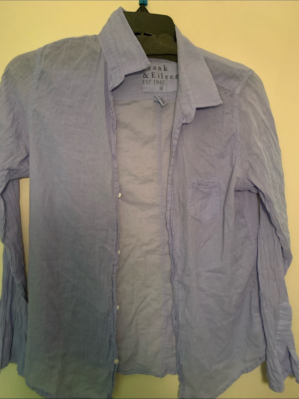 Frank & Eileen Barry Casual Button-Up Shirt